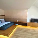 David\'S Apartment Town Center